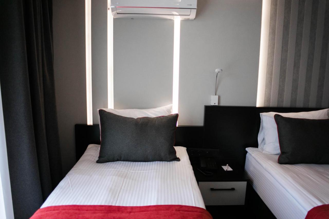 Methishotel Karsiyaka  Exteriör bild