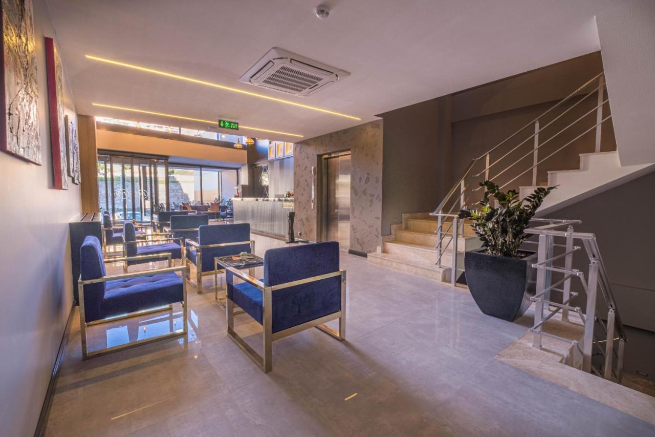 Methishotel Karsiyaka  Exteriör bild